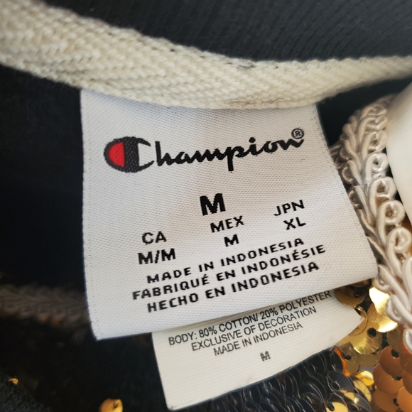 Champion Limited Canada Edition Goats Pullover - Picture 5 of 6